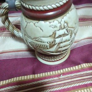 Vintage 1977  avon stine